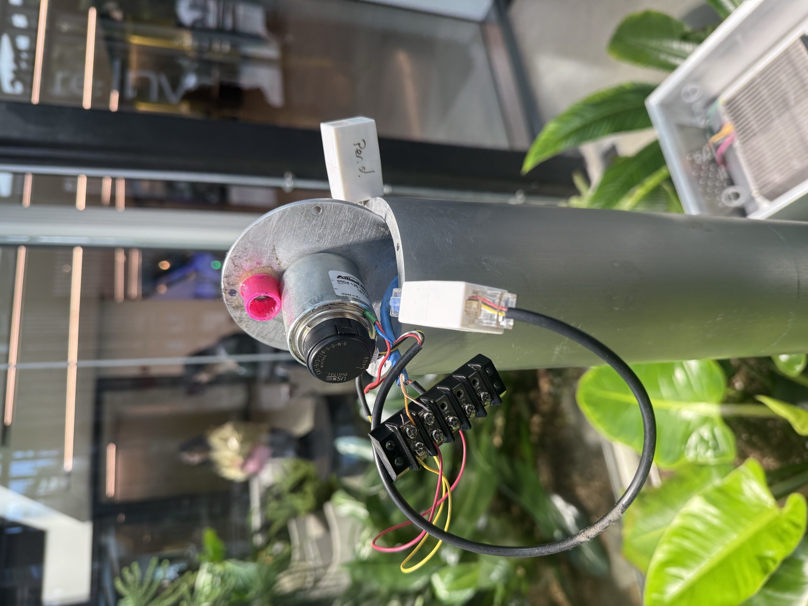 Motor housing detail
